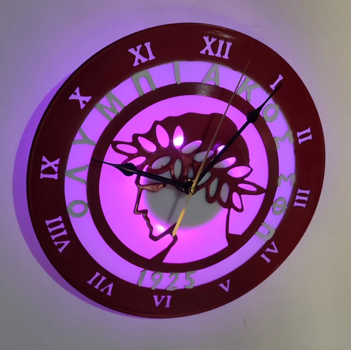 Olympiacos_F.C_full_logo_vinyl_clock_time_machine wiyh back light 2 Ρολόι Τοίχου Δίσκος Βινυλίου 30cm χρώμα: κόκκινο Σήμα Oλυμπιακου F.C - Image 1